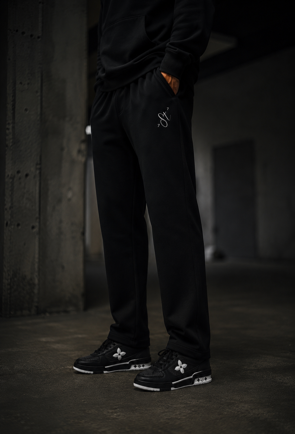 SVNTH Signature Joggers